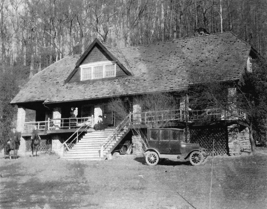 The Lodge, Burnett North Fork 1925